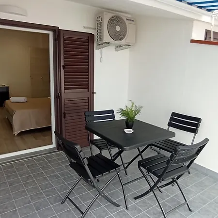 Civico 64 Nocleg ze śniadaniem 3*